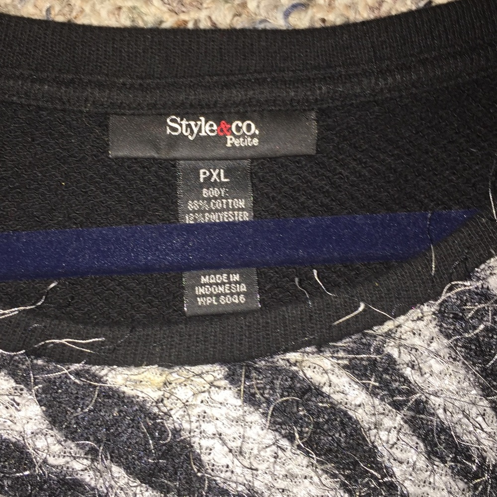 Style & Co Sweater - Picture 6 of 6